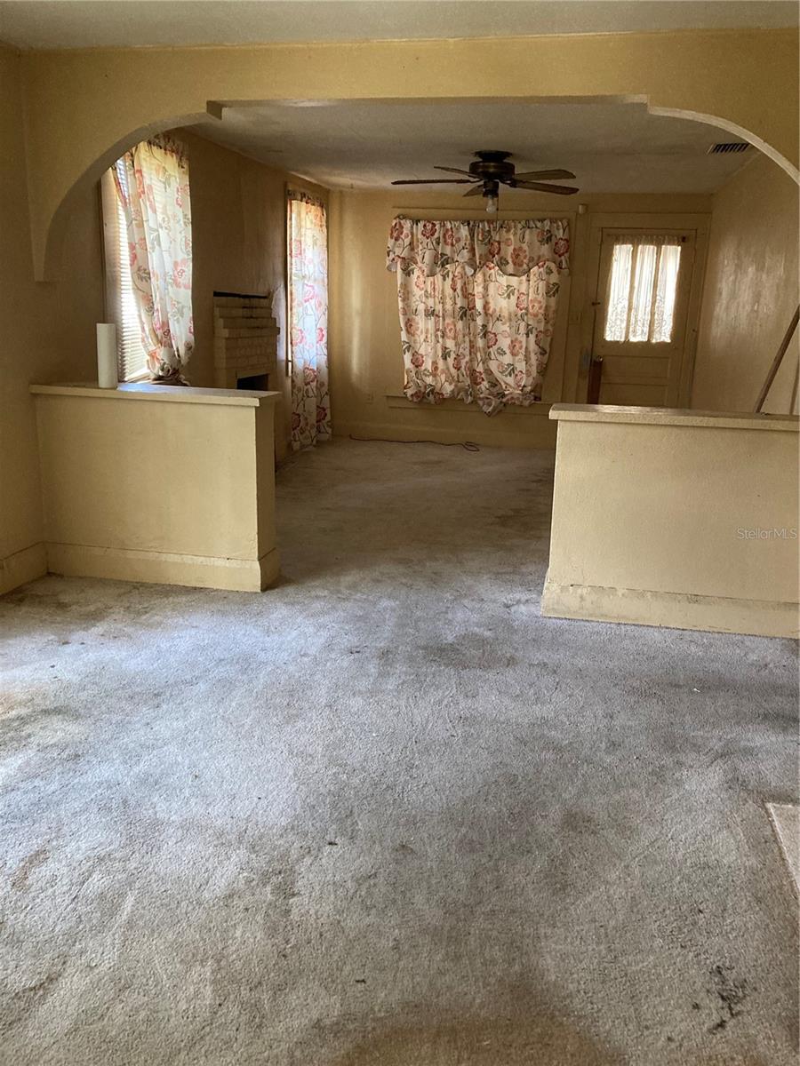 BOWYERS SUB PB 3 PG 19 - Residential