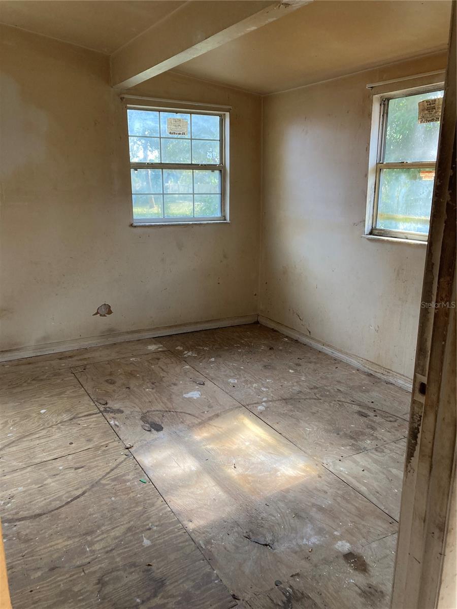 BOWYERS SUB PB 3 PG 19 - Residential