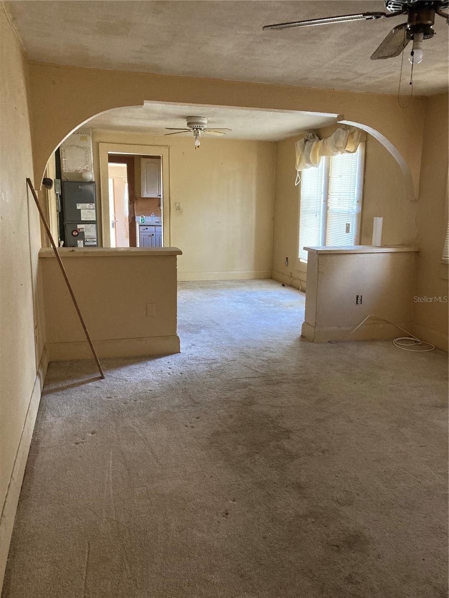 BOWYERS SUB PB 3 PG 19 - Residential