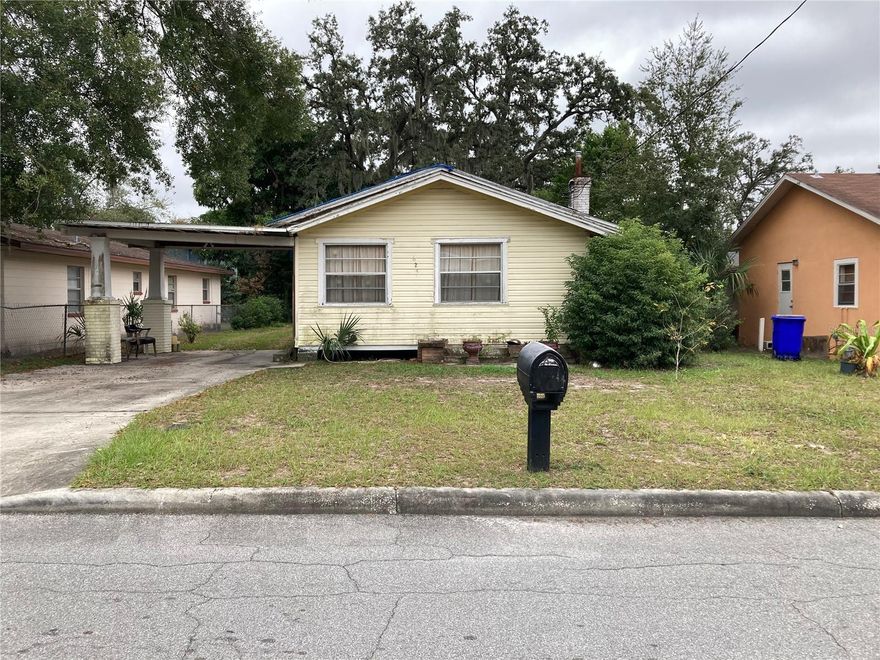 INVESTORS SPECIAL!!! HOME NEEDS A REHAB***As Is*Walking Distance to the Beautiful Bonnet Springs Park, Take a stroll around Lovely Lake Wire to the A Grade Lawton Chiles Middle Academy School then right into Downtown Munn Park where you will enjoy several Delicious Restaurants any time of the day and Evening. This Property is surrounded by lots of NEW Construction Homes and the ALL NEW 630 Unit Luxury Apartments (currently under construction) "Prospect Lake Wire". This is a Great Opportunity to Take Advantage of this 3 bedroom 1 bath home (public records says 2 bedrooms) that has a closed in front porch area, a Fire Place and an Extra Living Space Outside the Kitchen for Laundry and Your imagination.  Large Back Yard with a Shed for Storage

Highest and Best Offer! See Realtor Remarks