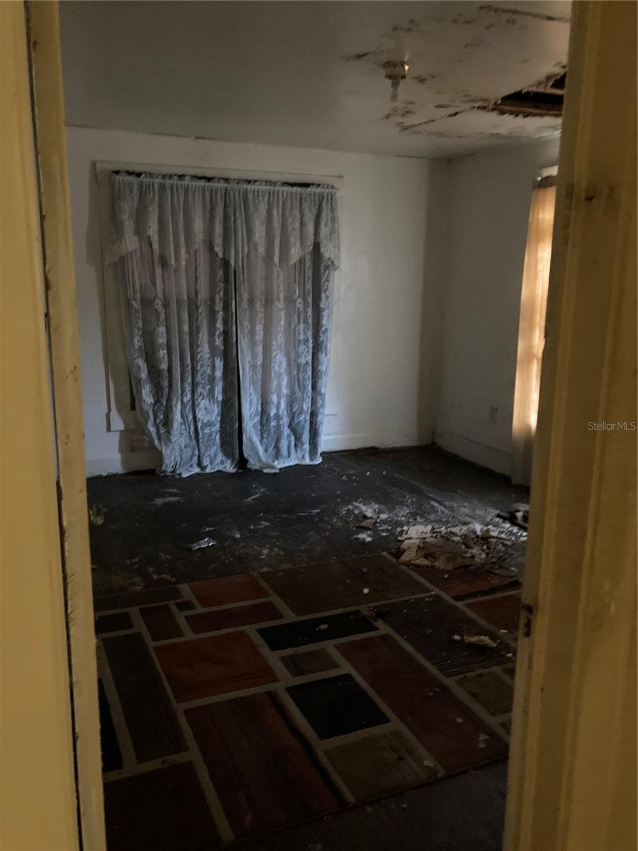 BOWYERS SUB PB 3 PG 19 - Residential