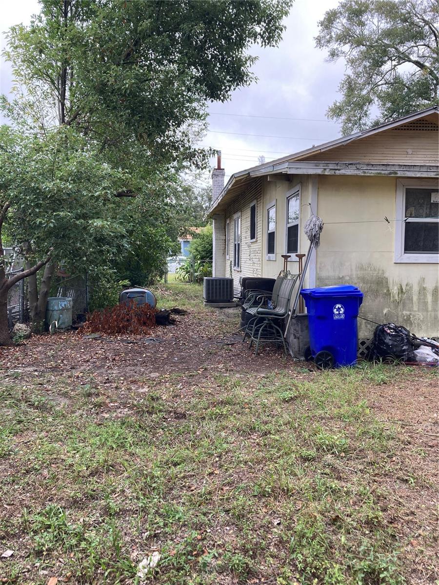 BOWYERS SUB PB 3 PG 19 - Residential