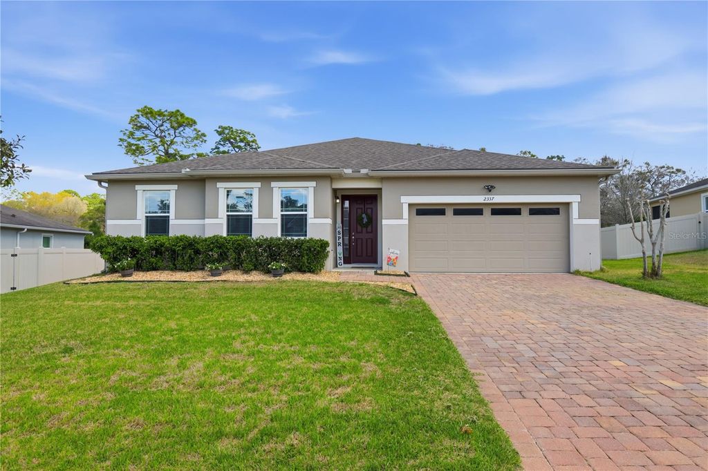 Photo of 2337 Oxmoor Drive, Deland, FL 32724 (MLS # V4947655)