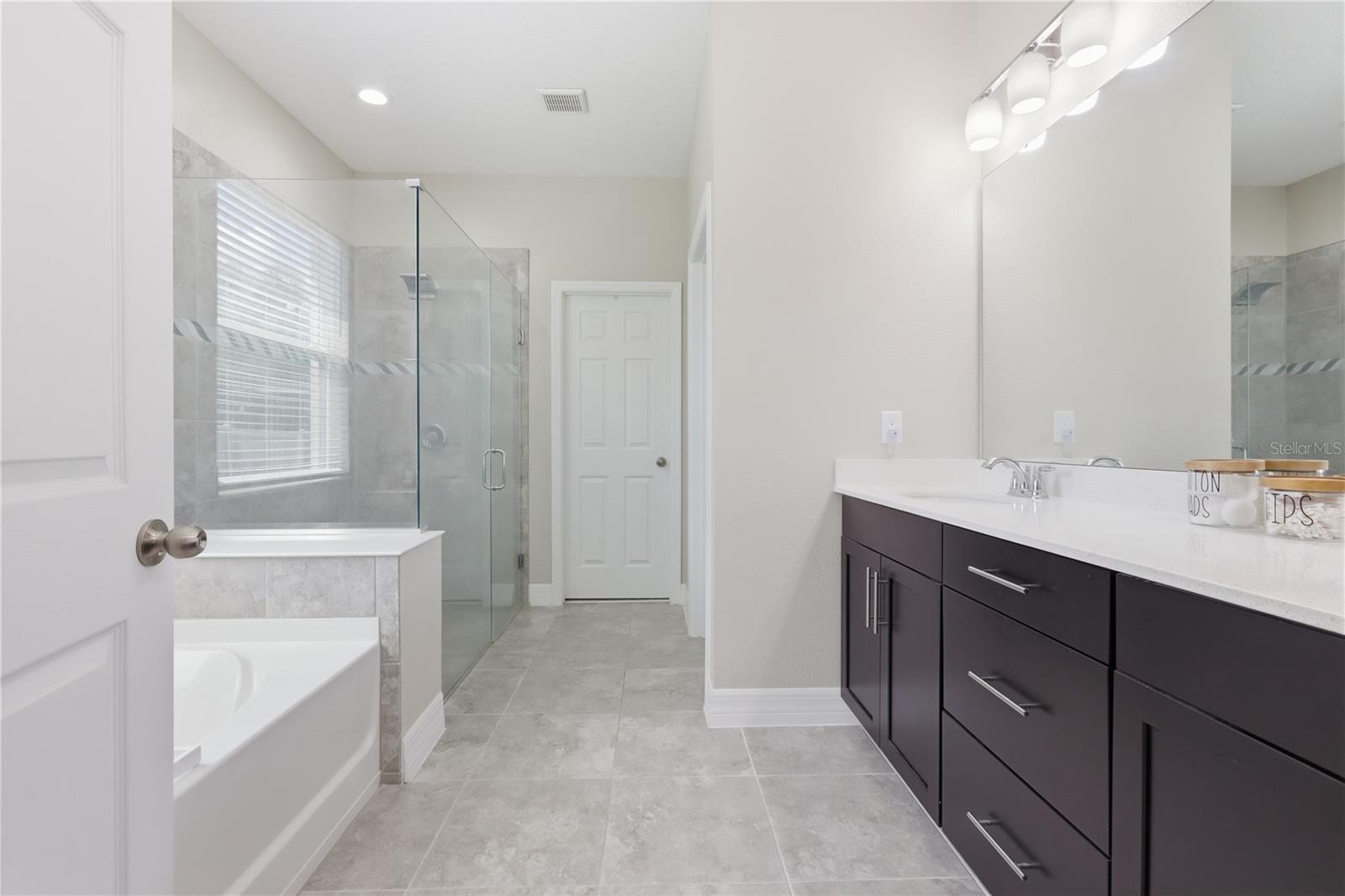 BENTLEY GREEN - Residential