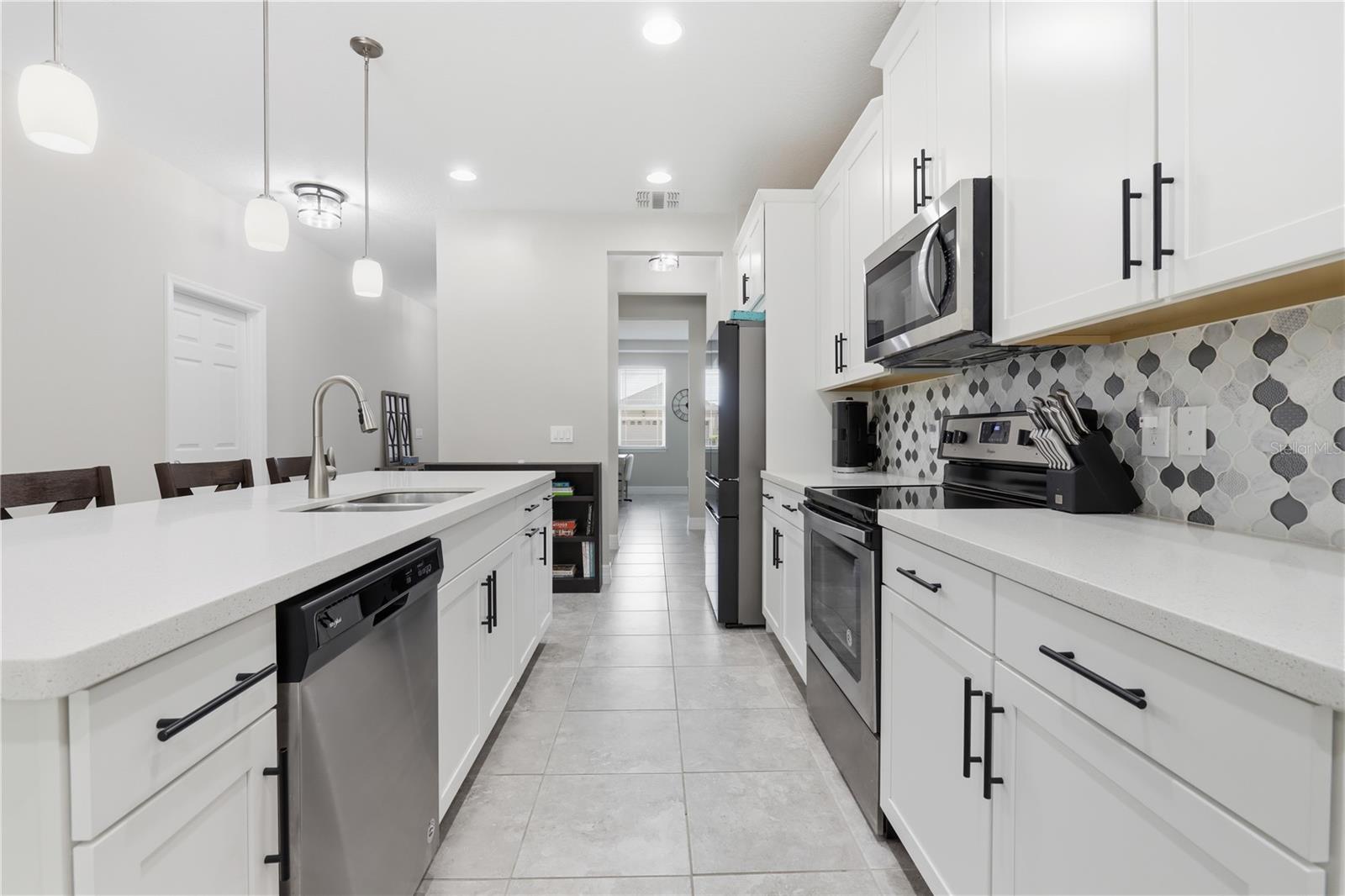 BENTLEY GREEN - Residential