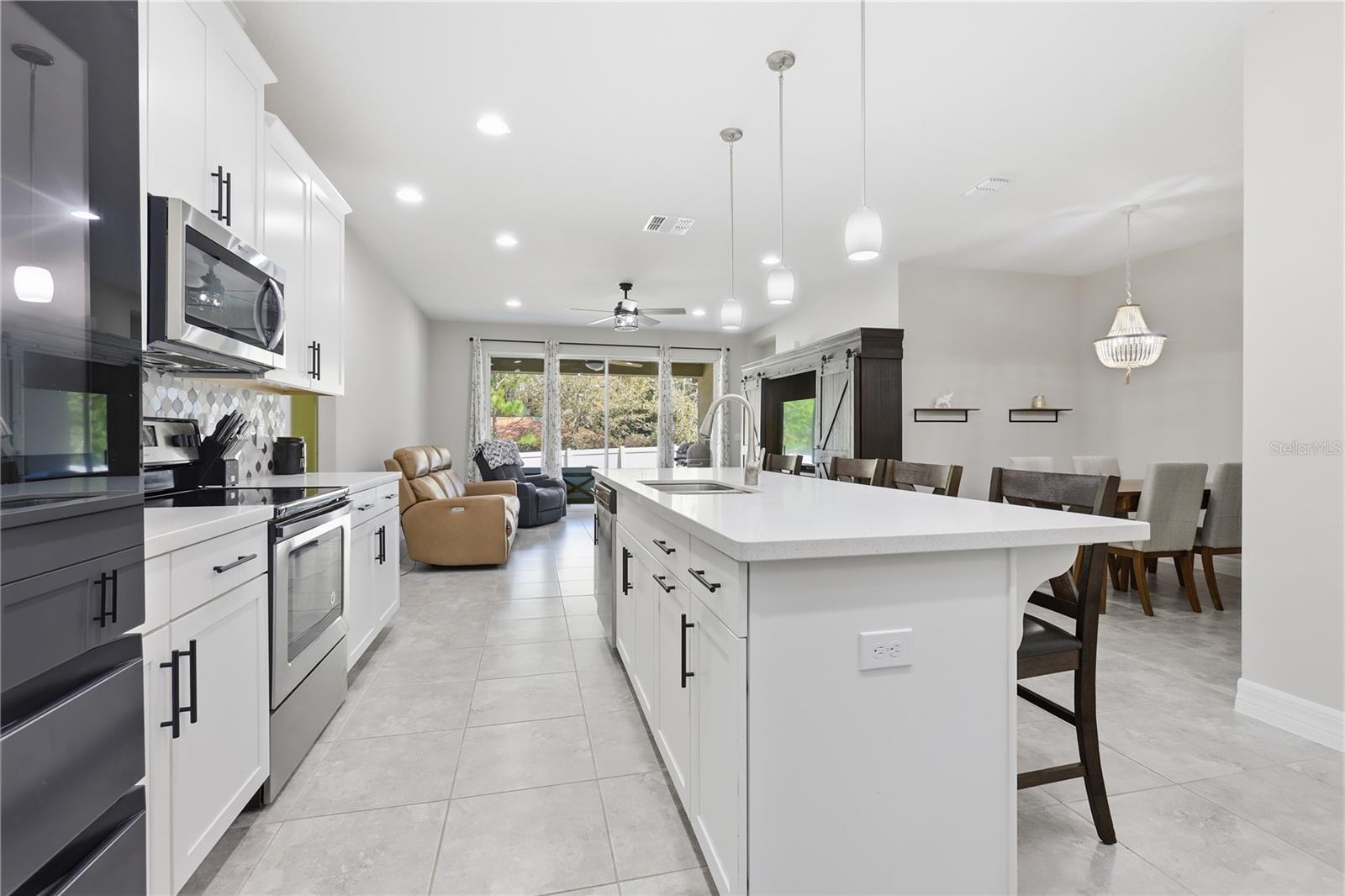 BENTLEY GREEN - Residential