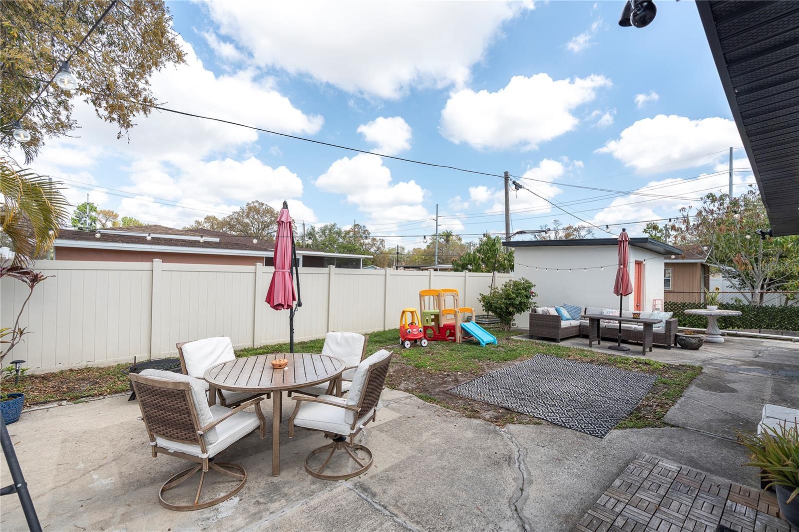 JOHN H DREWS FIRST EXT - Residential