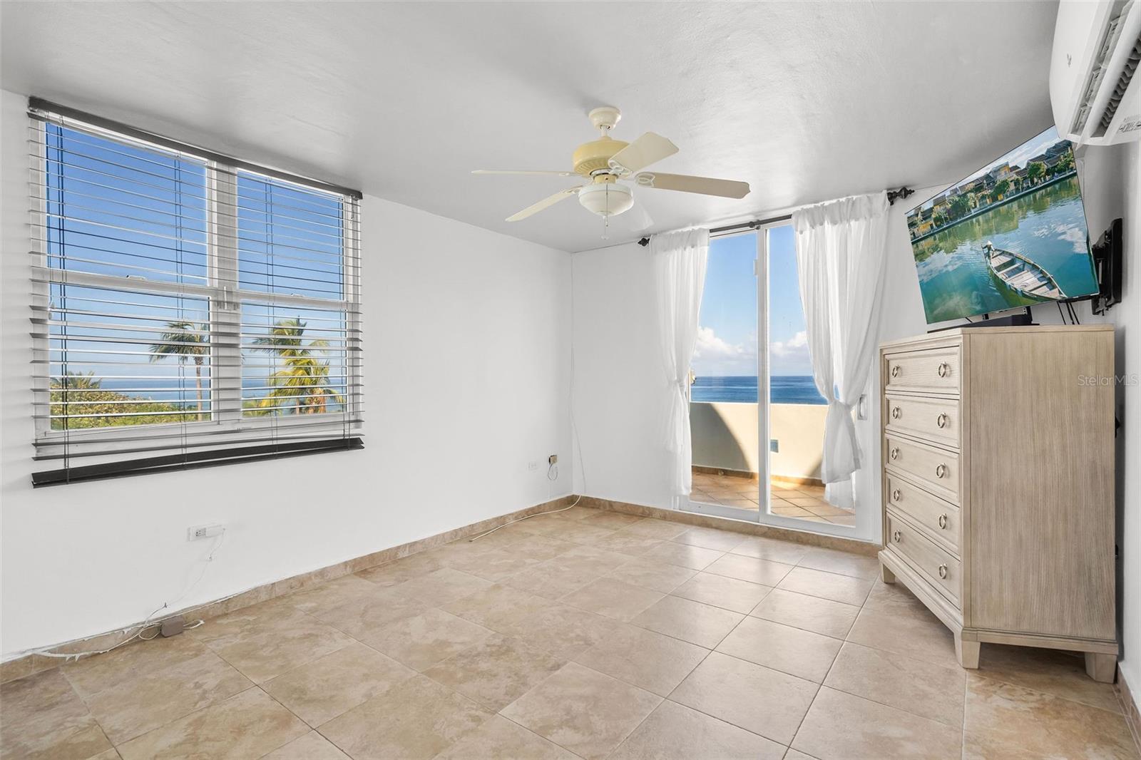 COSTA DORADA 1 - Residential