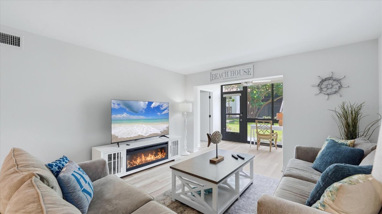 1640 STICKNEY POINT ROAD 40-101