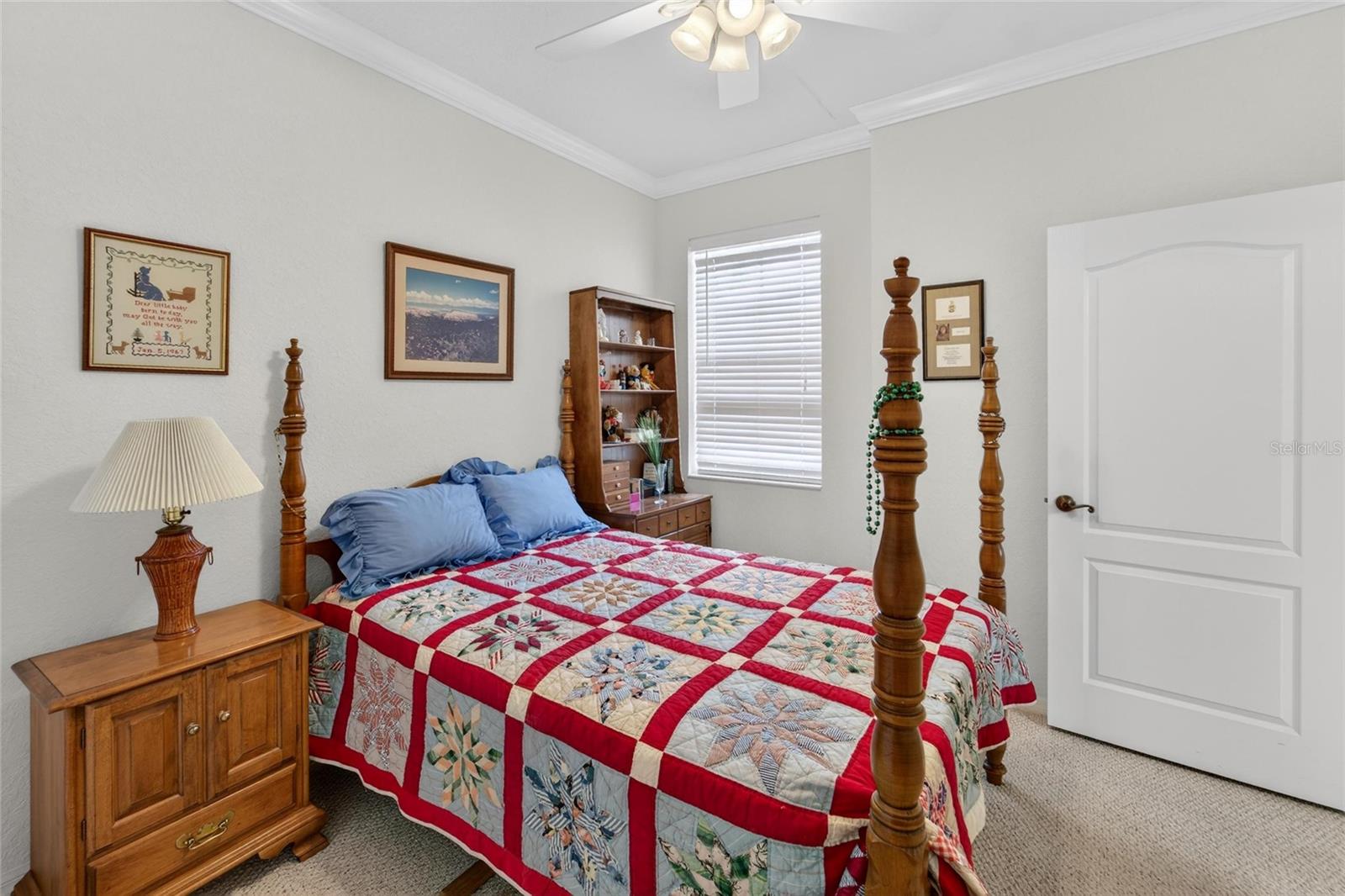 LYNDHURST CONDO - Residential