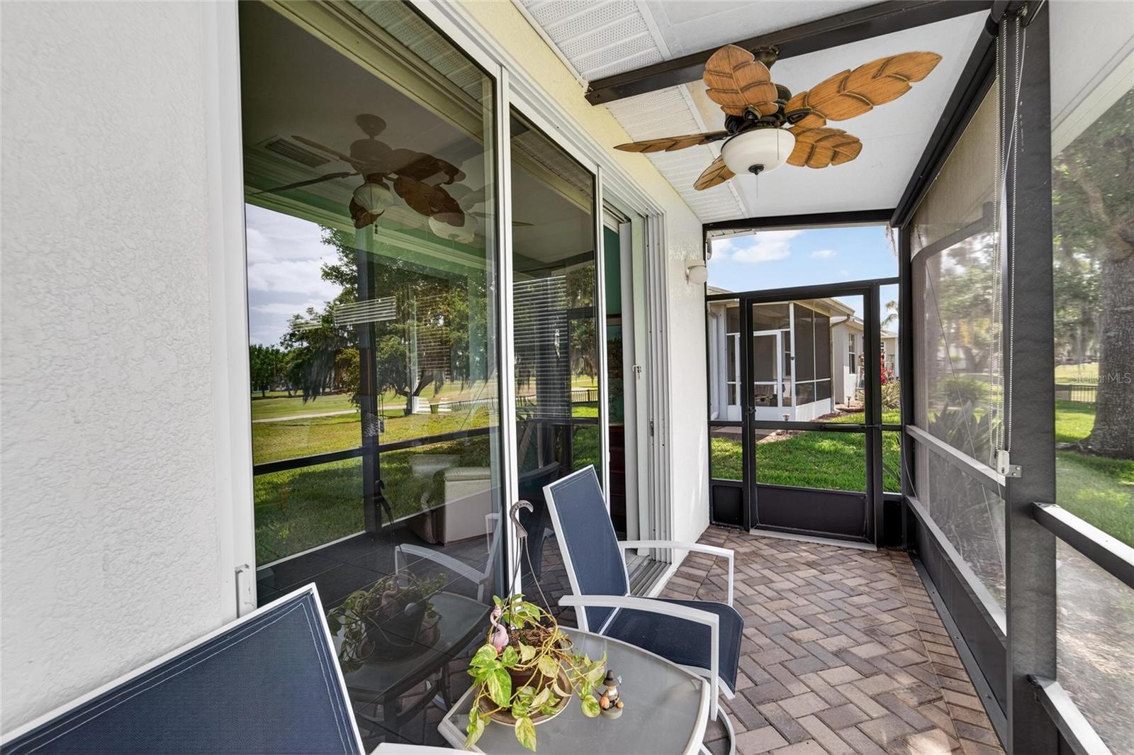 LYNDHURST CONDO - Residential