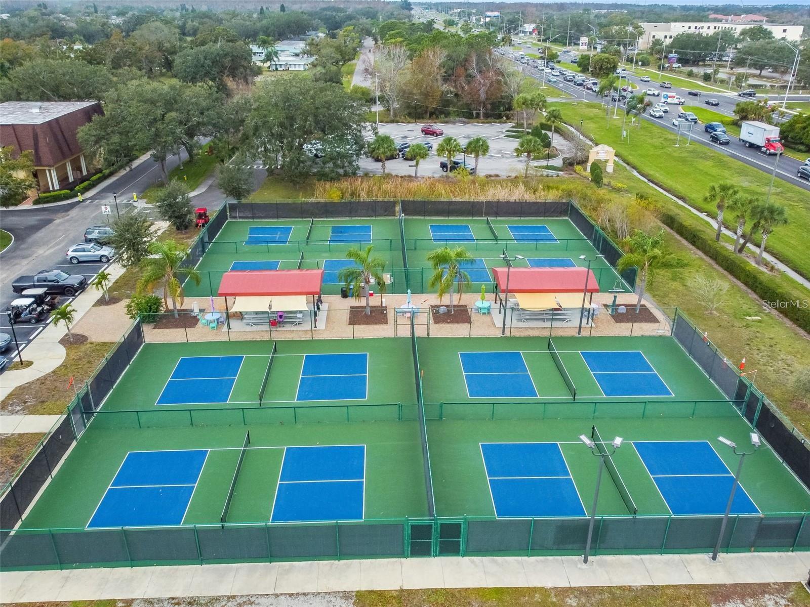 LYNDHURST CONDO - Residential