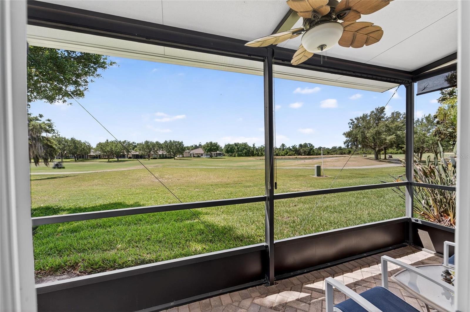 LYNDHURST CONDO - Residential