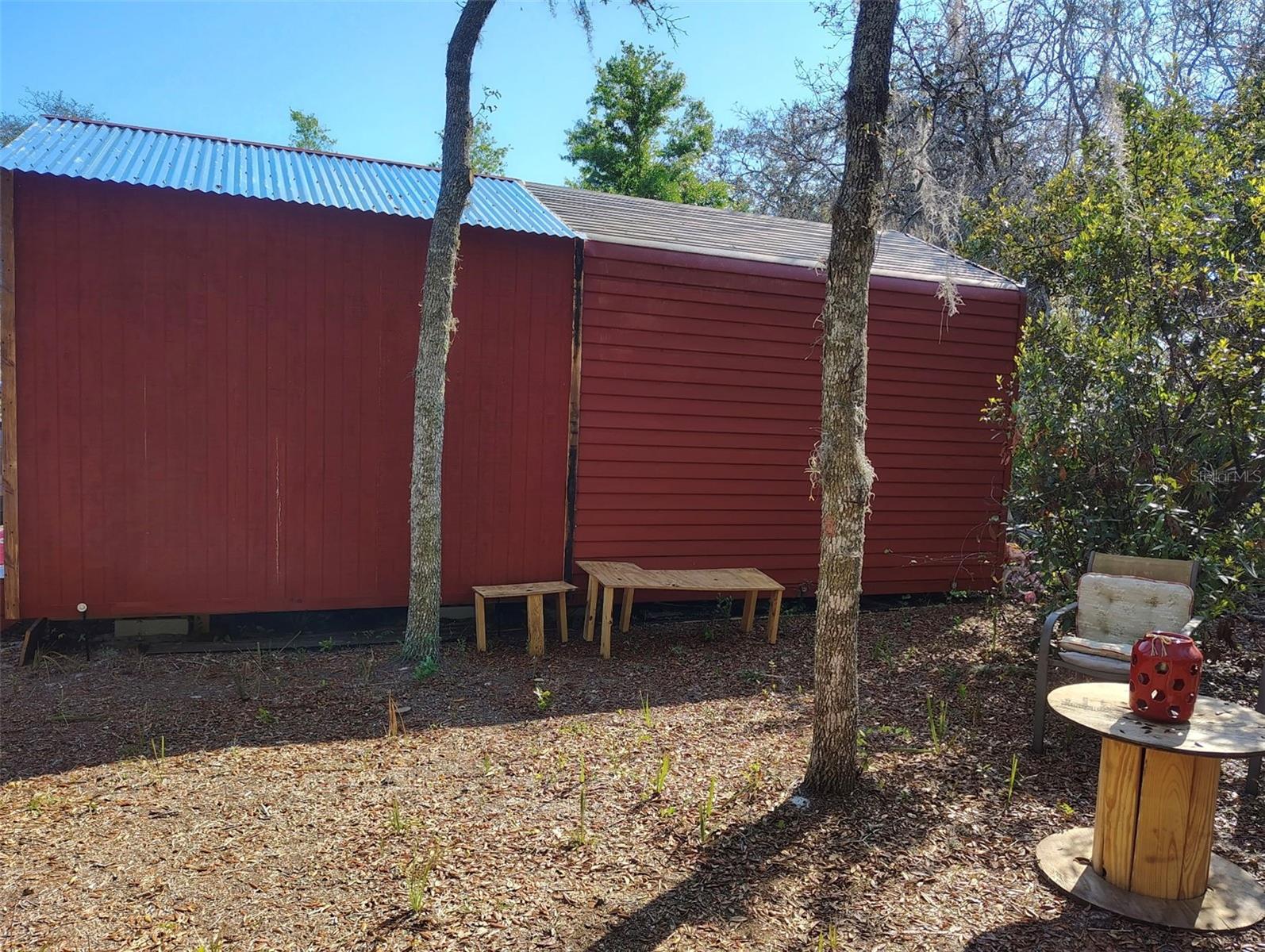 1873 W FOXGLOVE ROAD