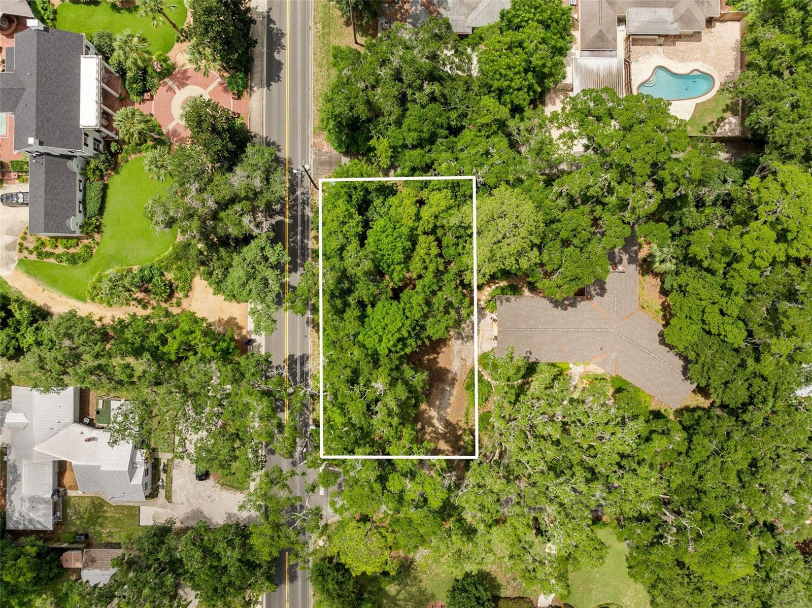 UNIVERSITY COURT - Land