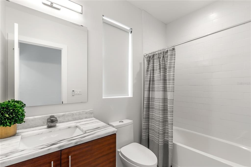 SNELL & HAMLETTS NORTH SHORE ADD - Residential