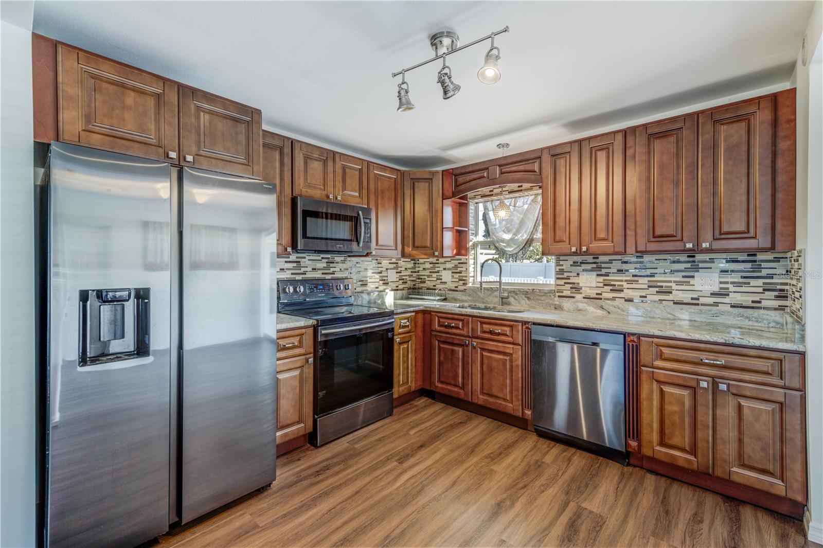 BRENTWOOD HEIGHTS - Residential Lease