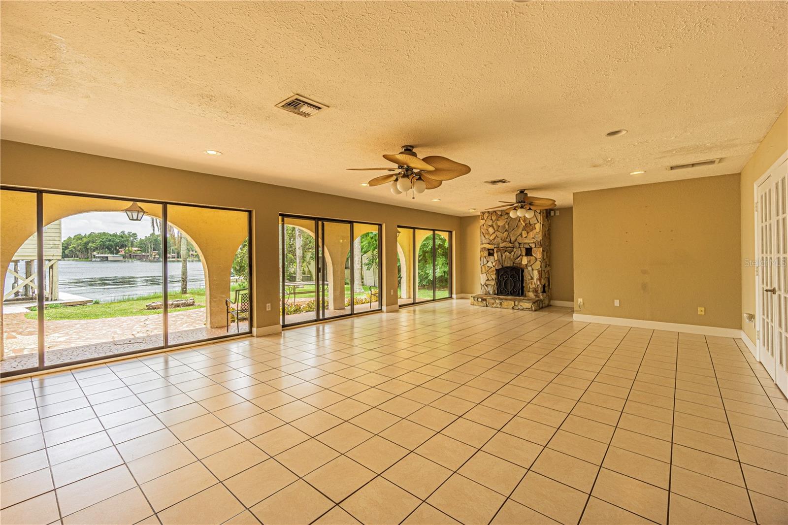 UNPLATTED - Residential Lease