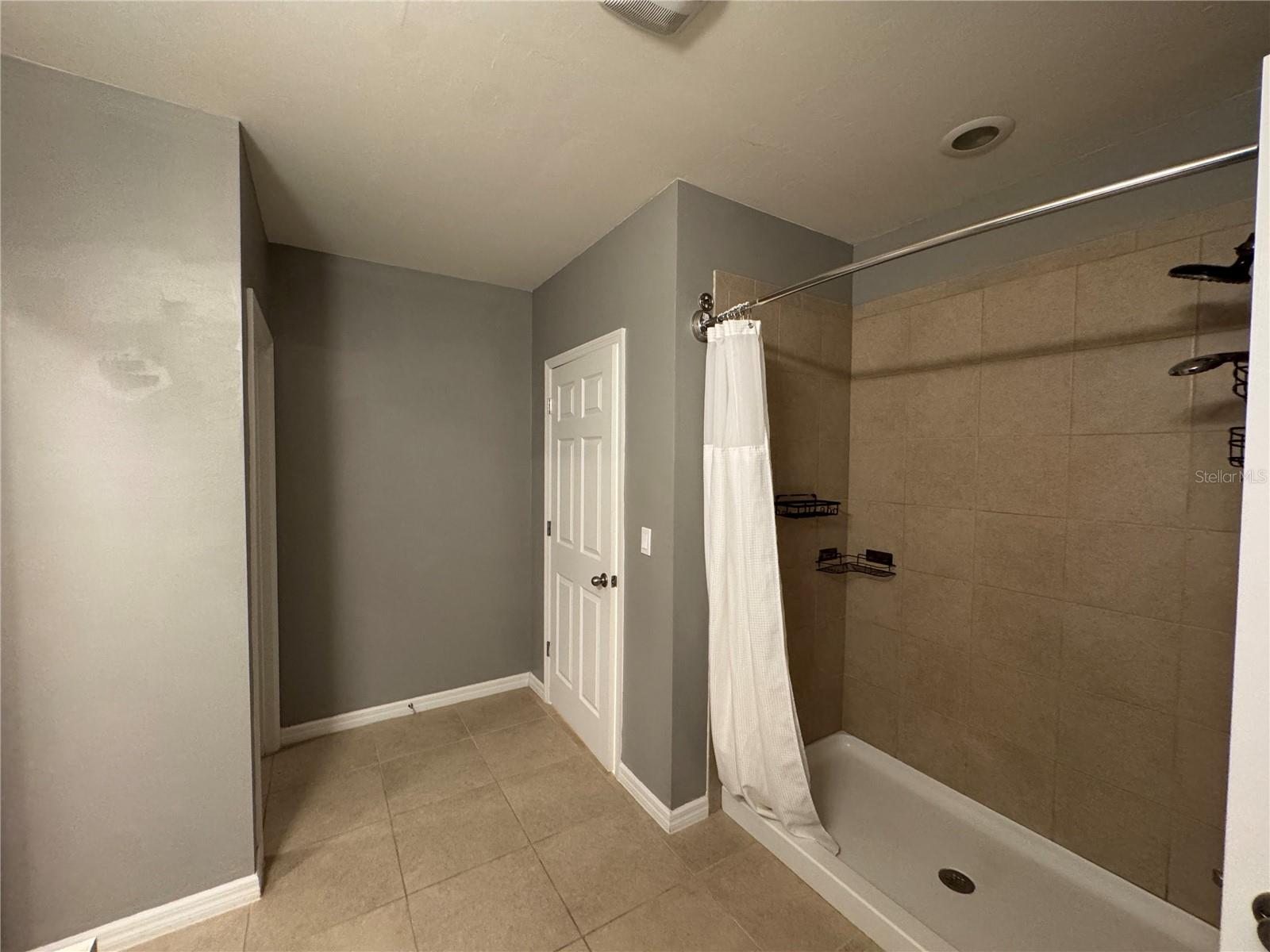 PUNTA GORDA ISLES SEC 20 - Residential Lease