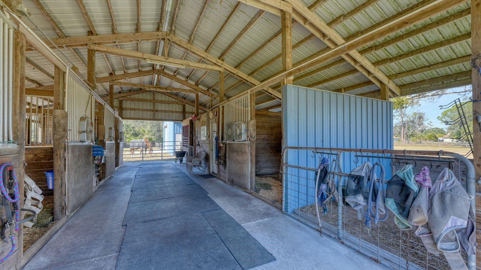 SADDLE CREEK - Residential