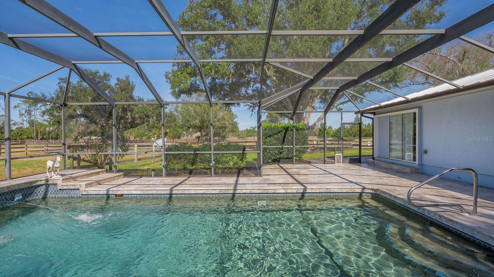 SADDLE CREEK - Residential