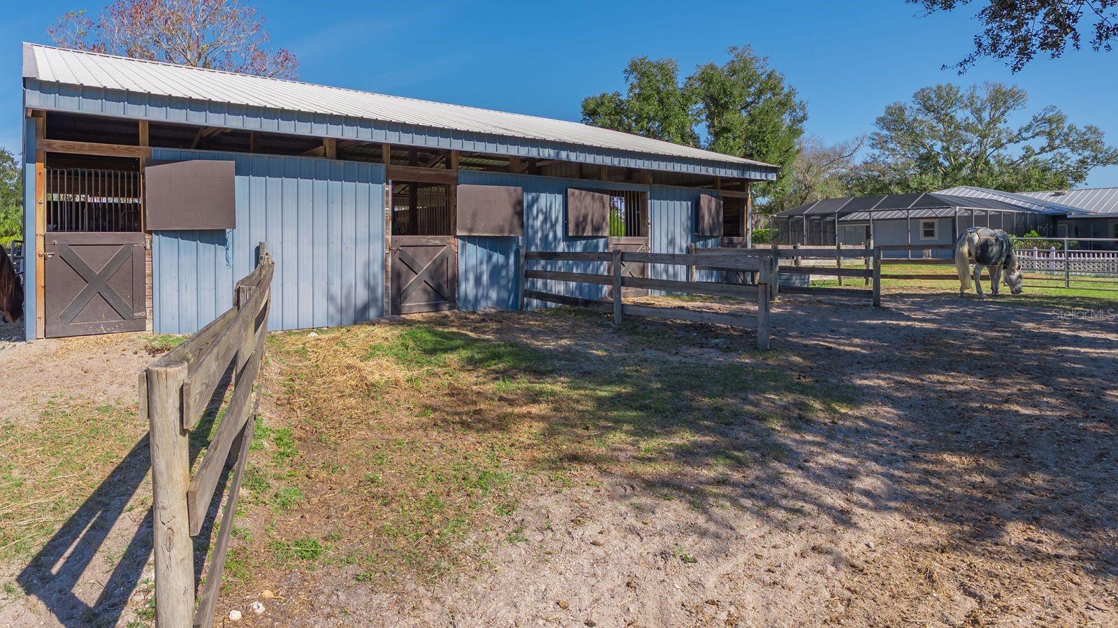 SADDLE CREEK - Residential