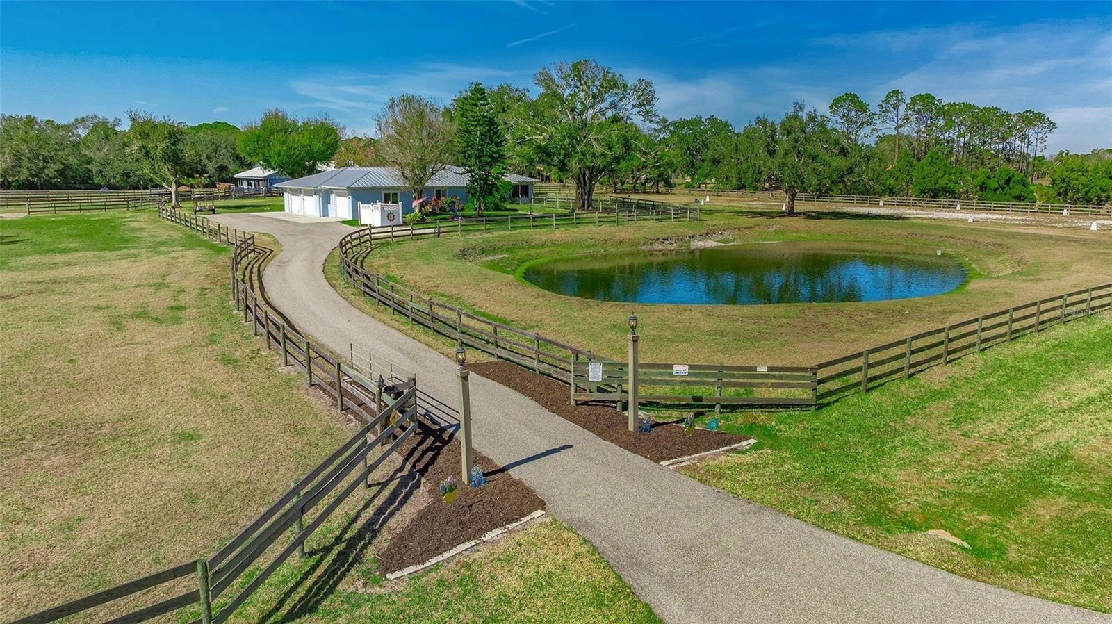 SADDLE CREEK - Residential