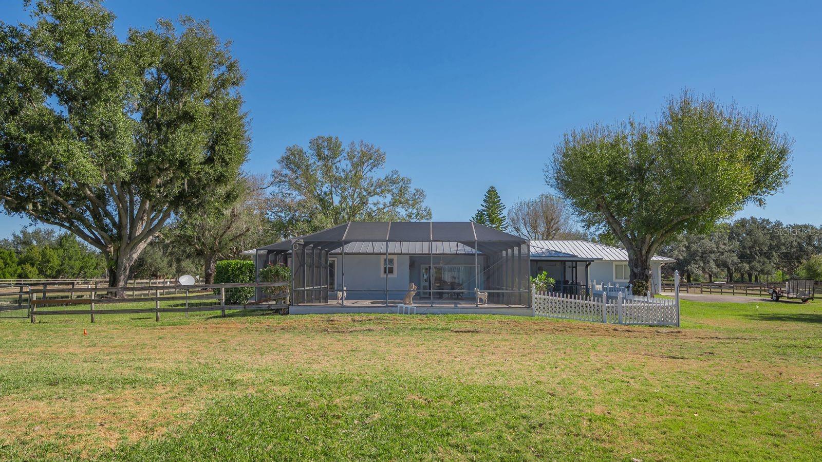 SADDLE CREEK - Residential