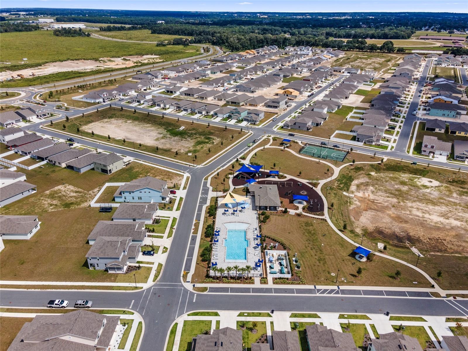 CALESA TOWNSHIP ROAN HILLS - Residential