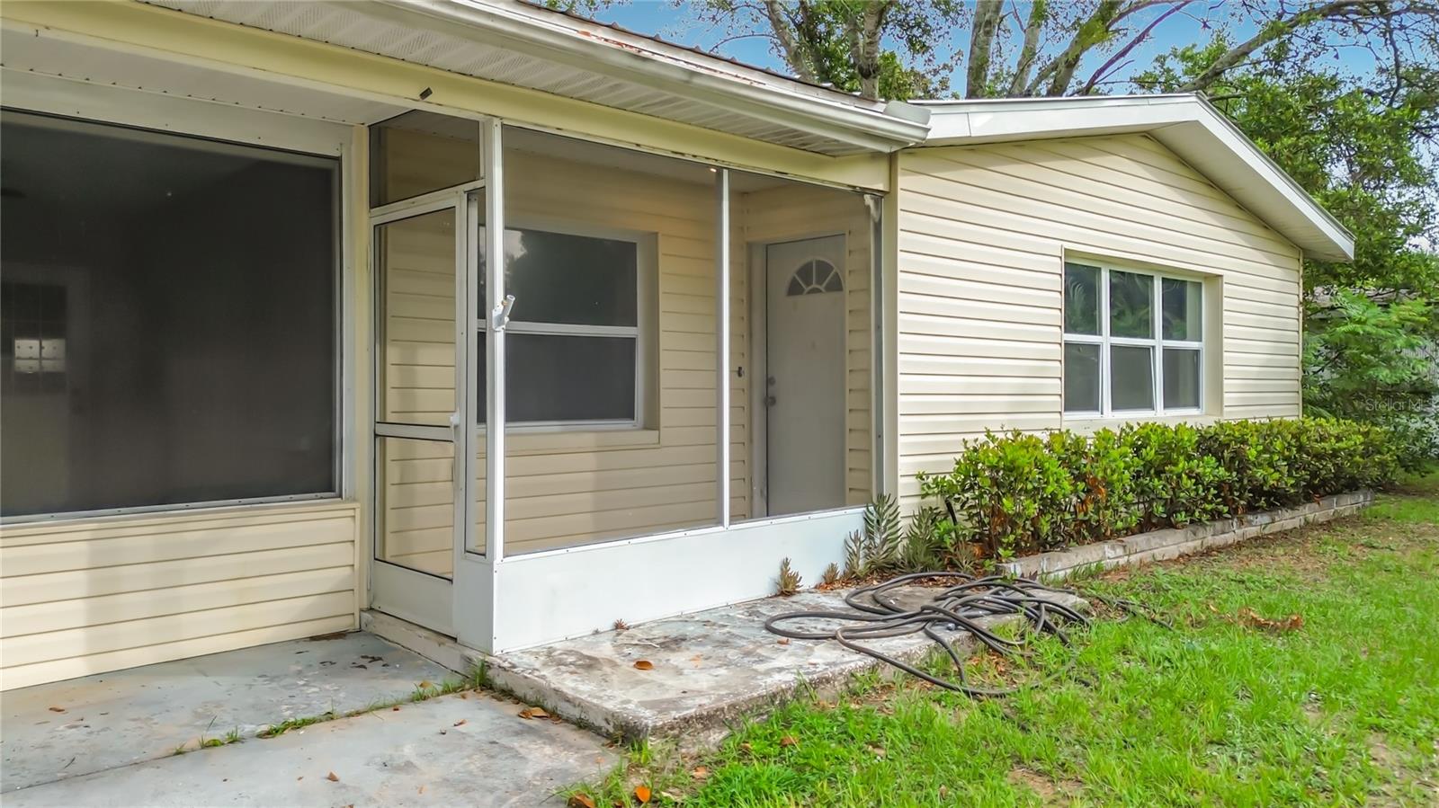 BEVERLY HILLS MARKET AREA - Residential