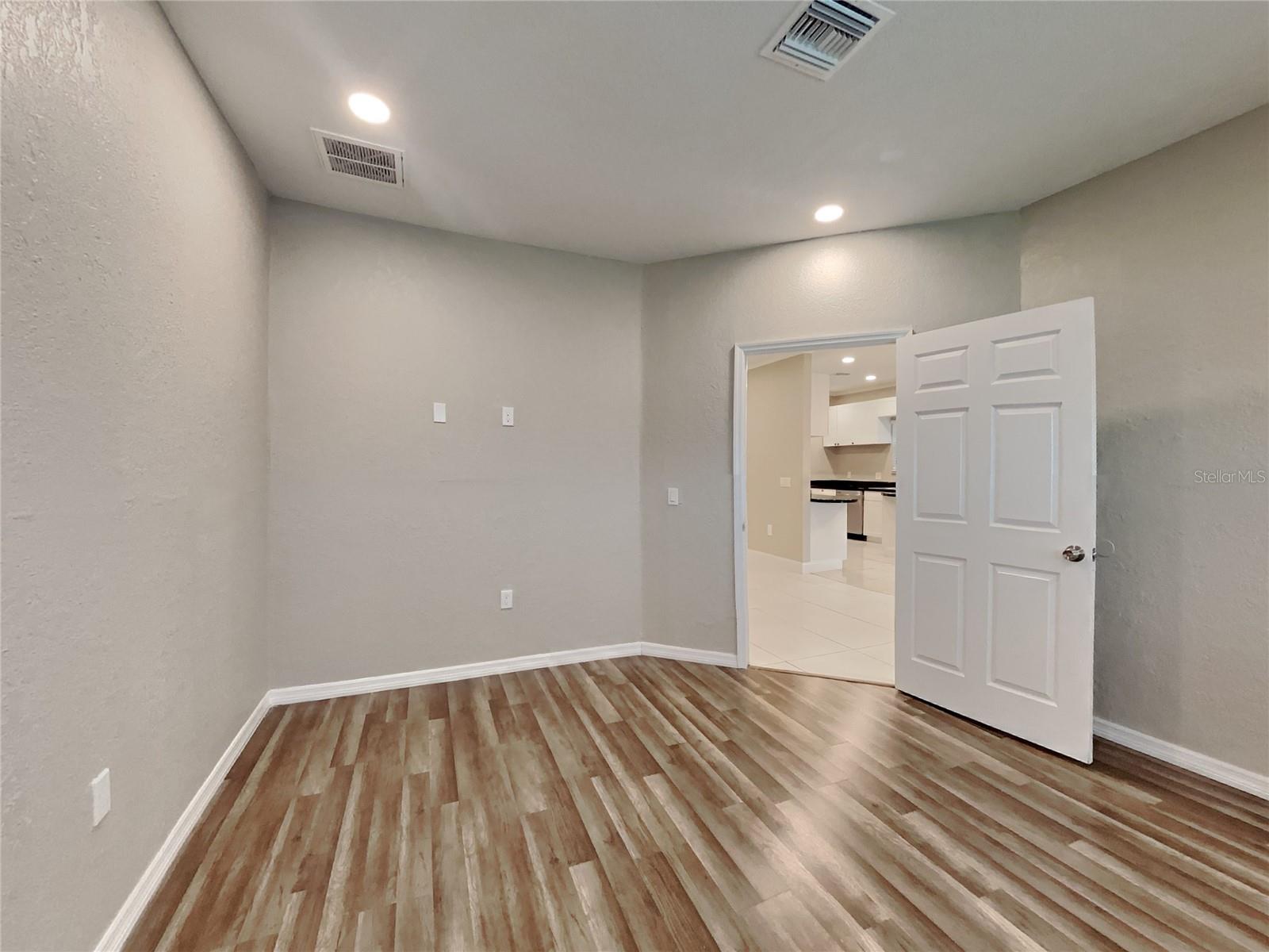 PORT CHARLOTTE SEC 051 - Residential Lease