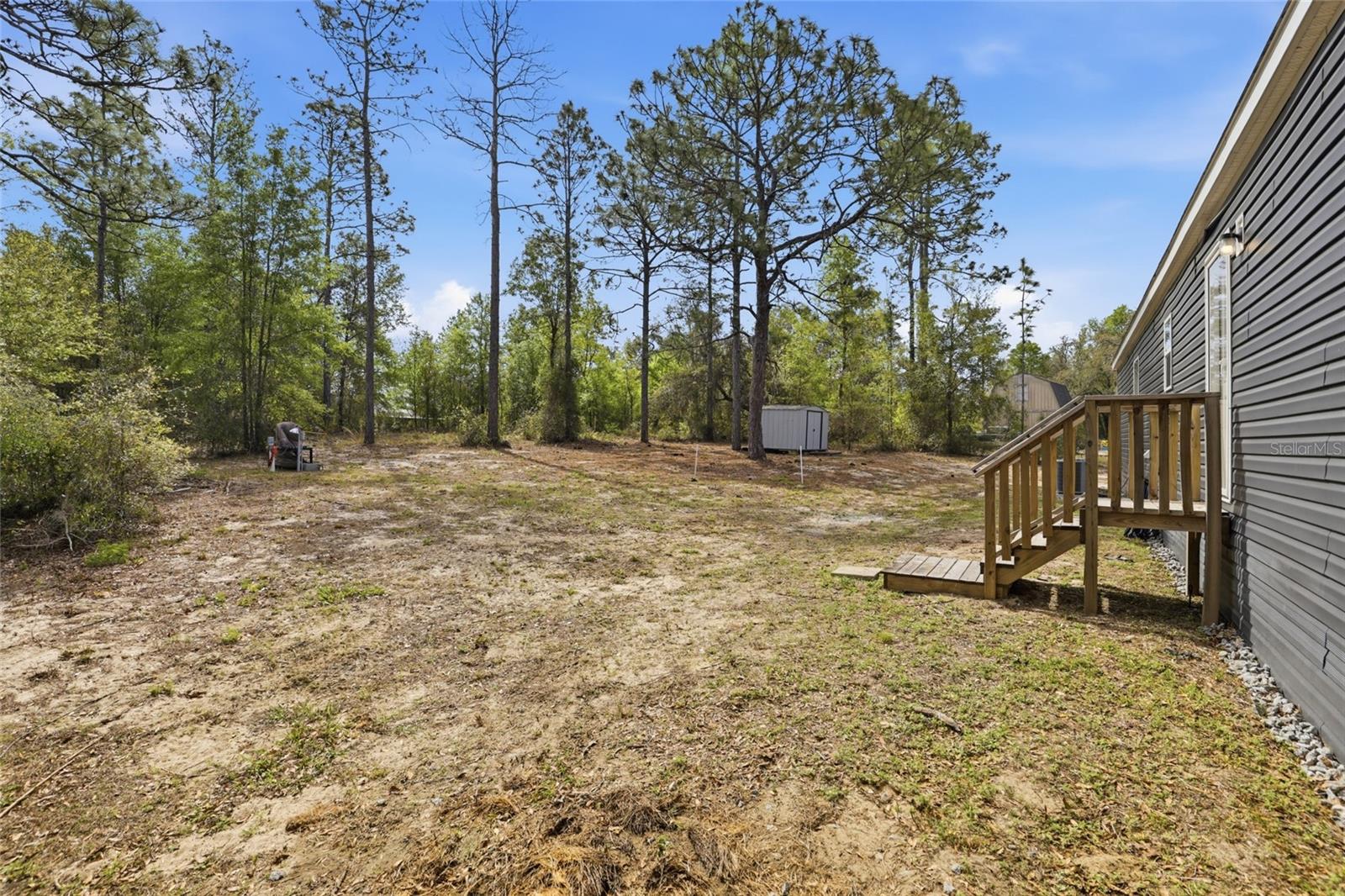 UNIVERSITY OAKS - Residential