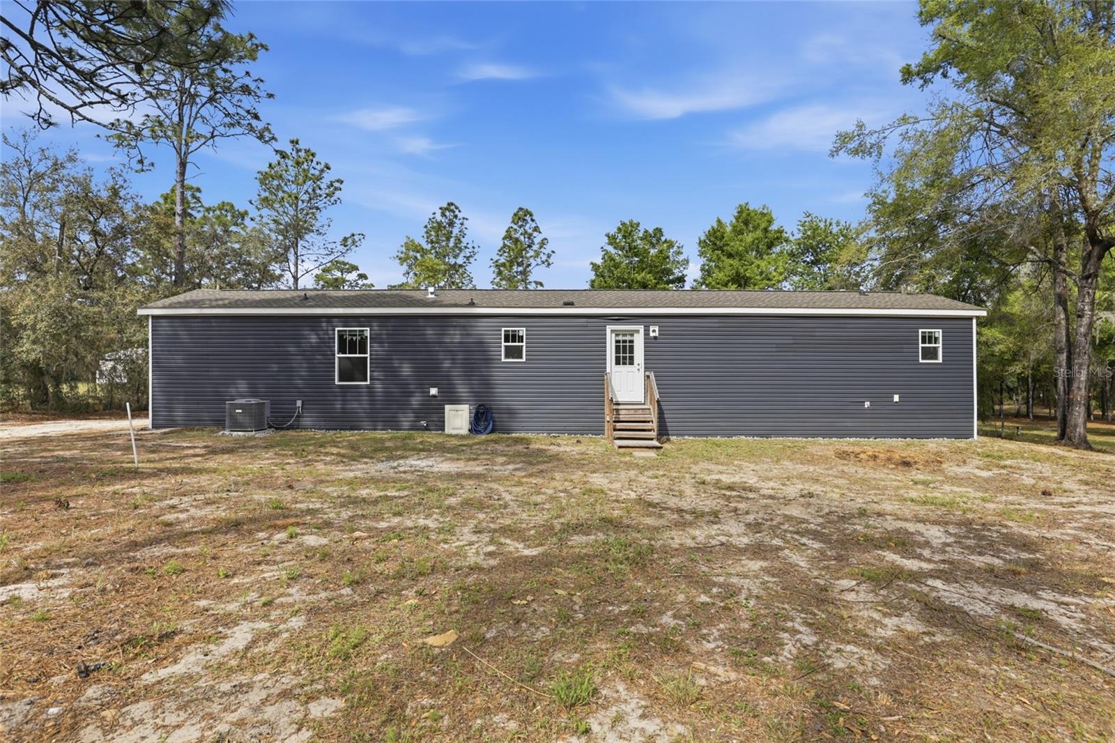 UNIVERSITY OAKS - Residential