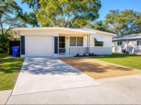 Photo of 446 New York Avenue, Dunedin, FL 34698 (MLS # TB8525188)