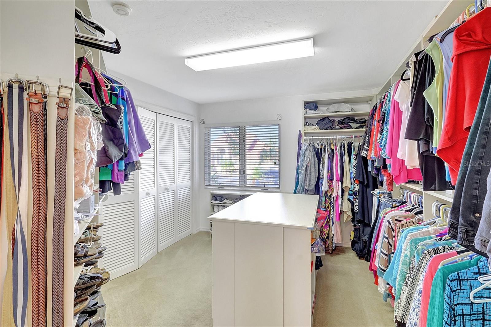 BAY ISLES - Residential