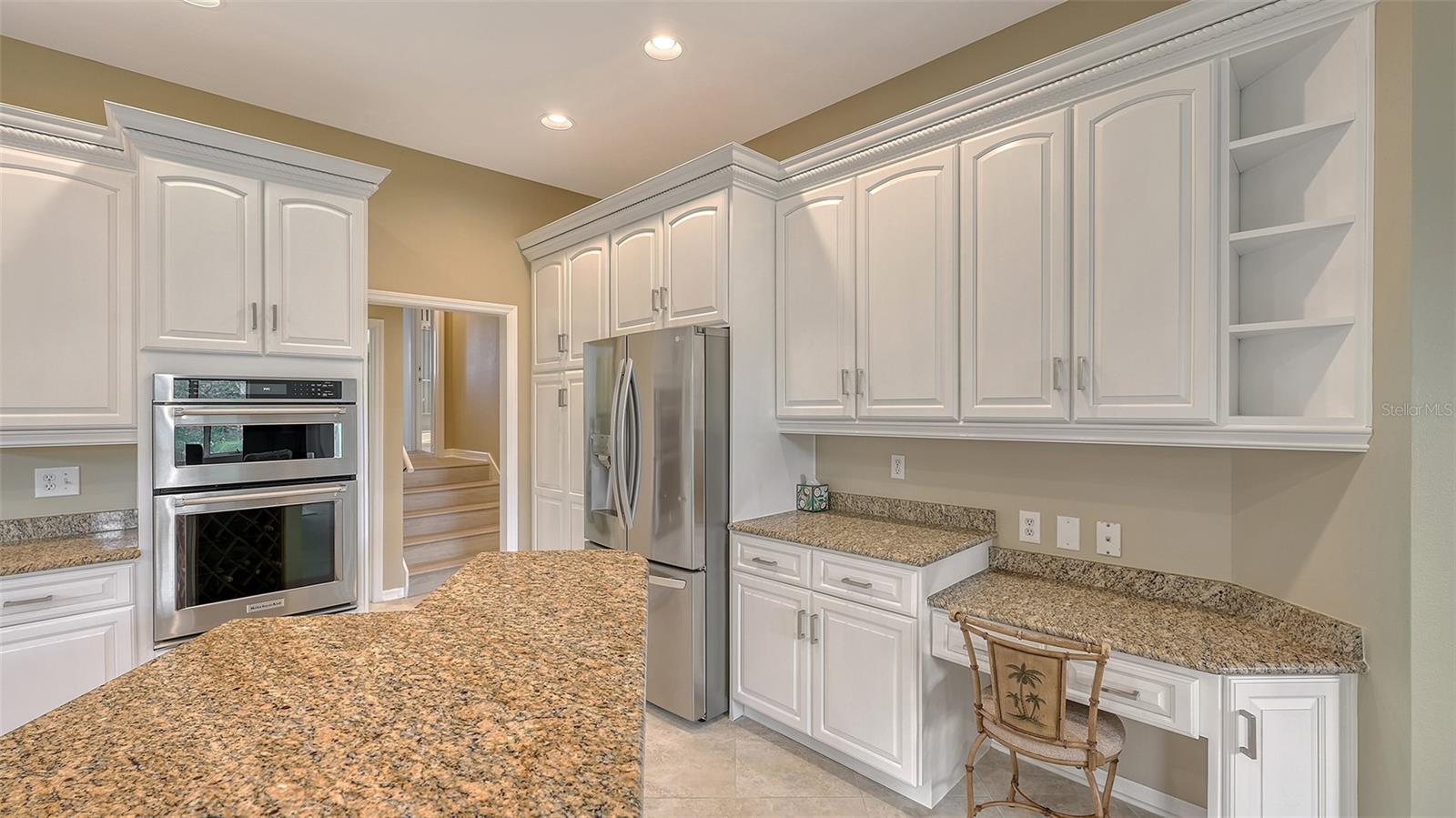 BAY ISLES - Residential