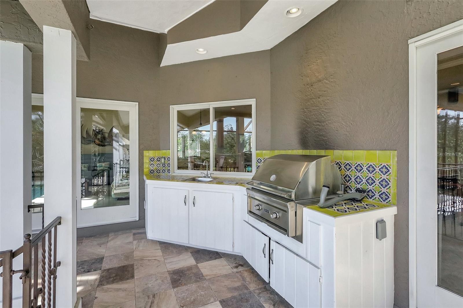 BAY ISLES - Residential