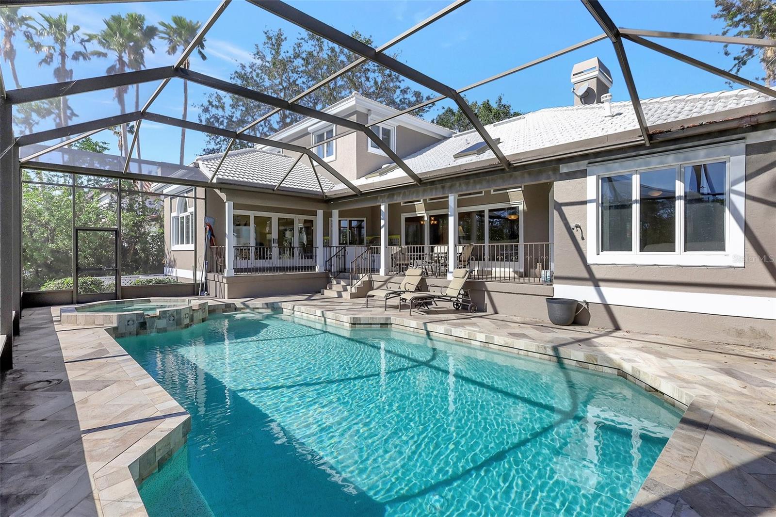 BAY ISLES - Residential