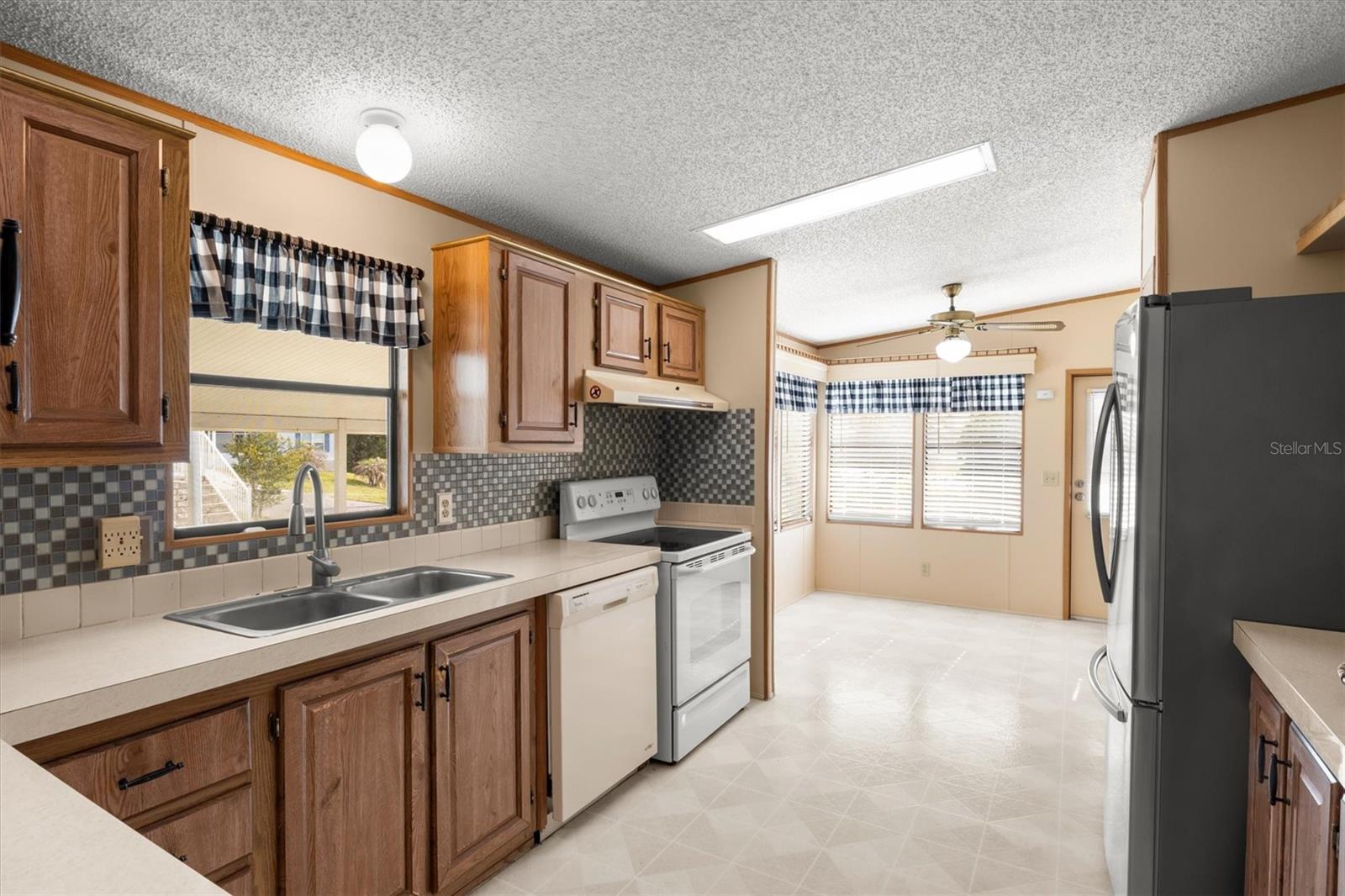 TWIN FOUNTAINS INC A CONDO MHP - Residential