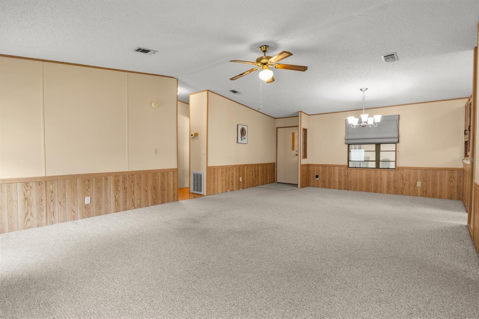 TWIN FOUNTAINS INC A CONDO MHP - Residential