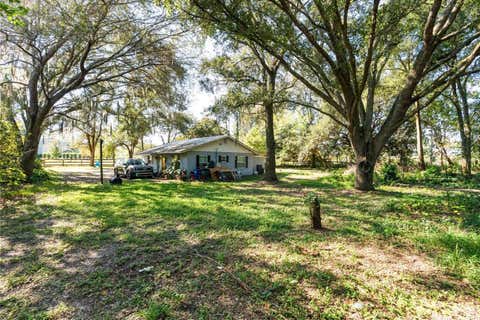 Tiny photo for 2009 Robie Avenue, Mount Dora, FL 32757 (MLS # G5104159)