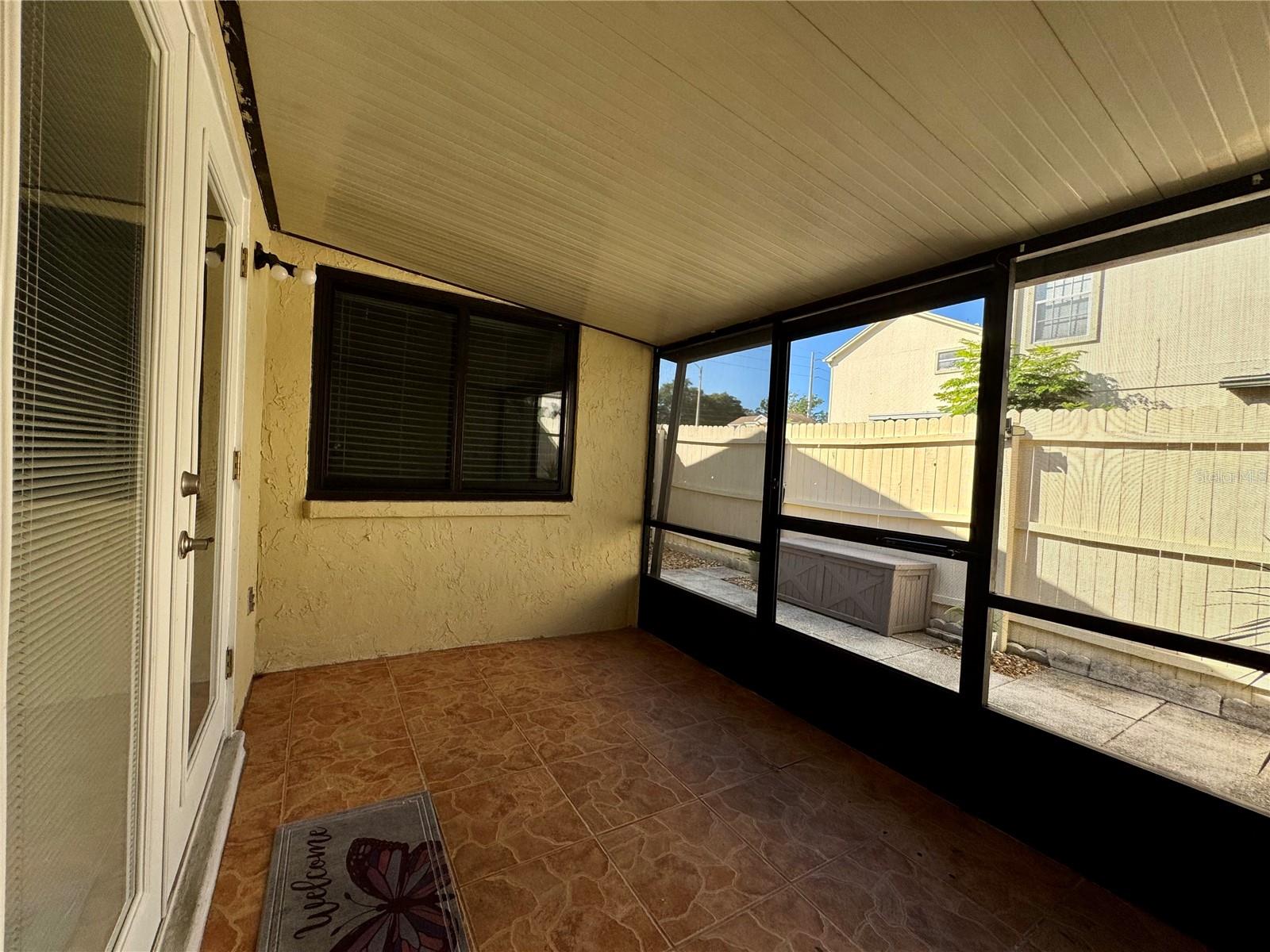 LAKE OLYMPIC TWNHS - Residential