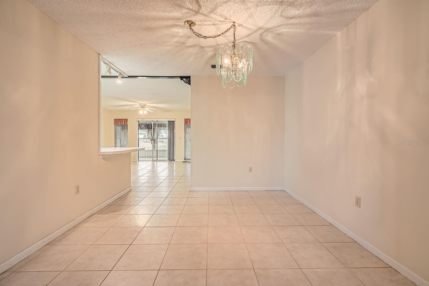 1207 EASTLOCH COURT