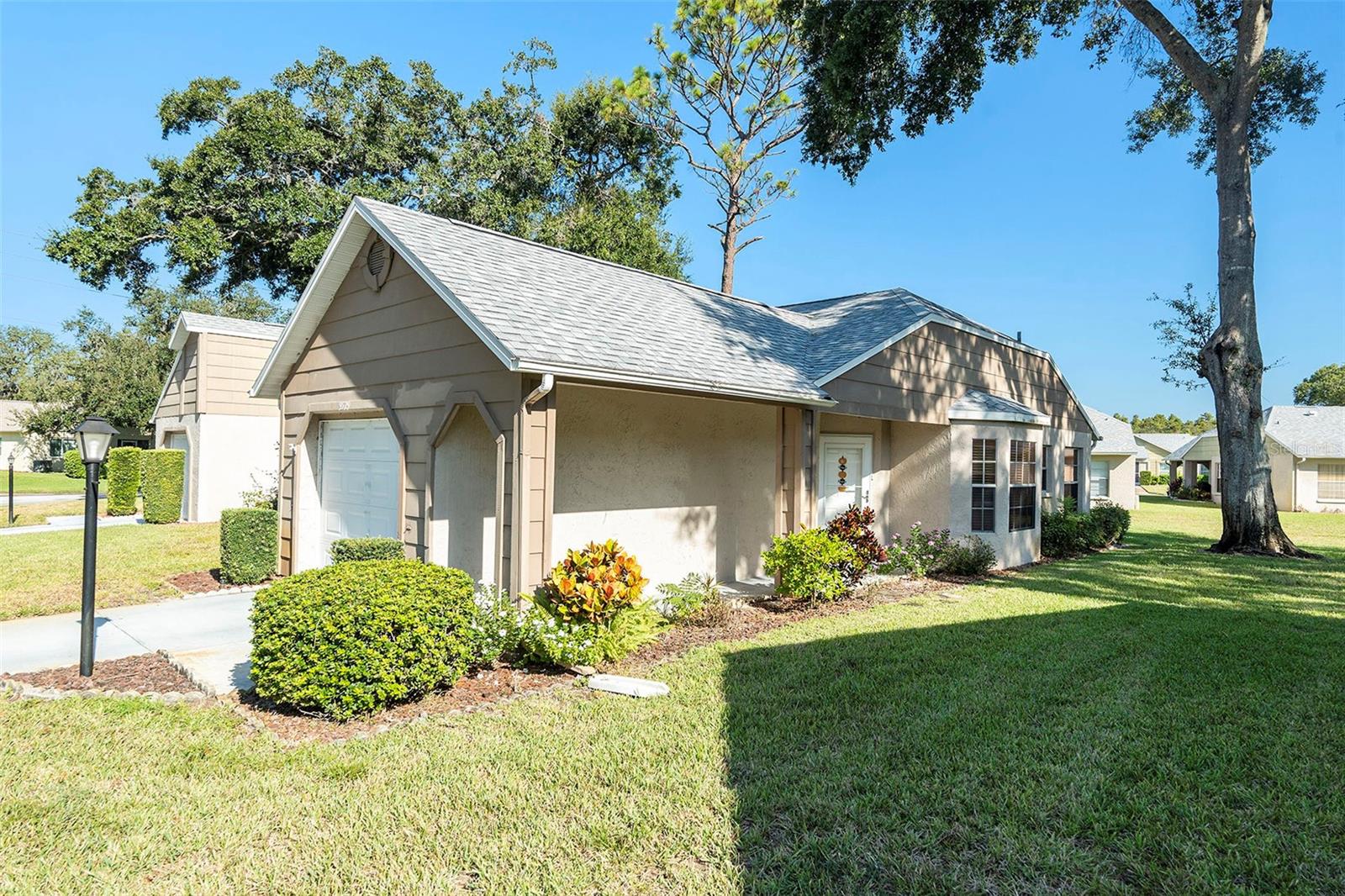 WEDGWOOD VILLAGE CONDOMINIUMS - Residential