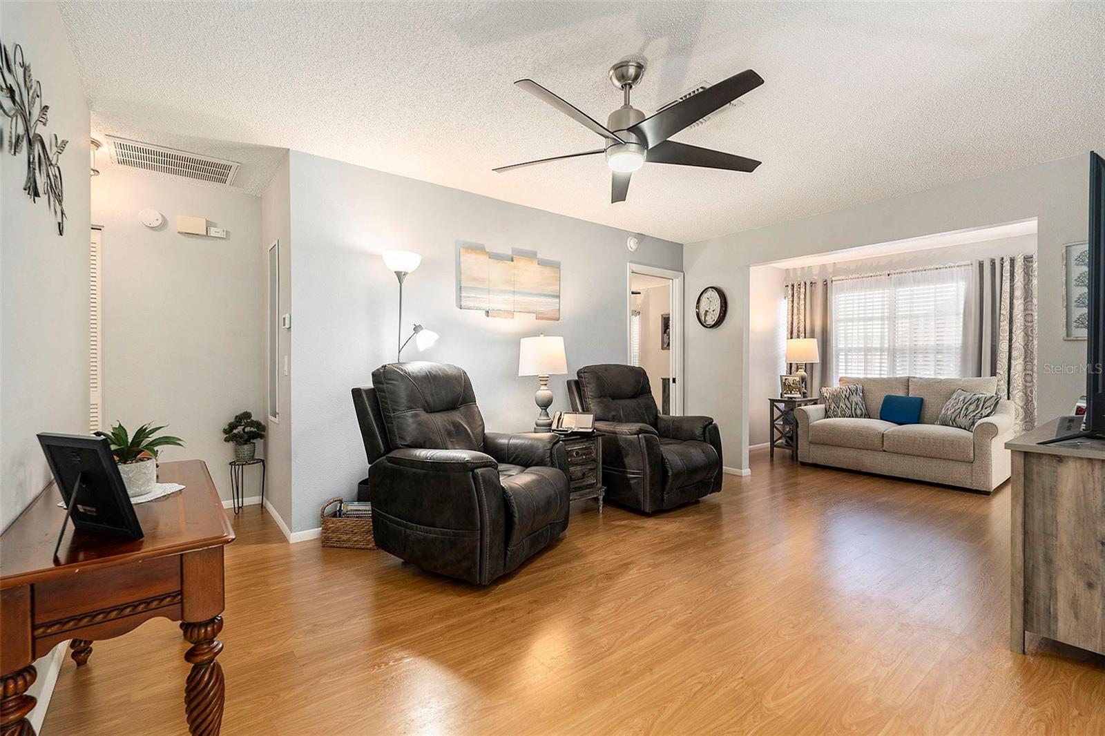 WEDGWOOD VILLAGE CONDOMINIUMS - Residential