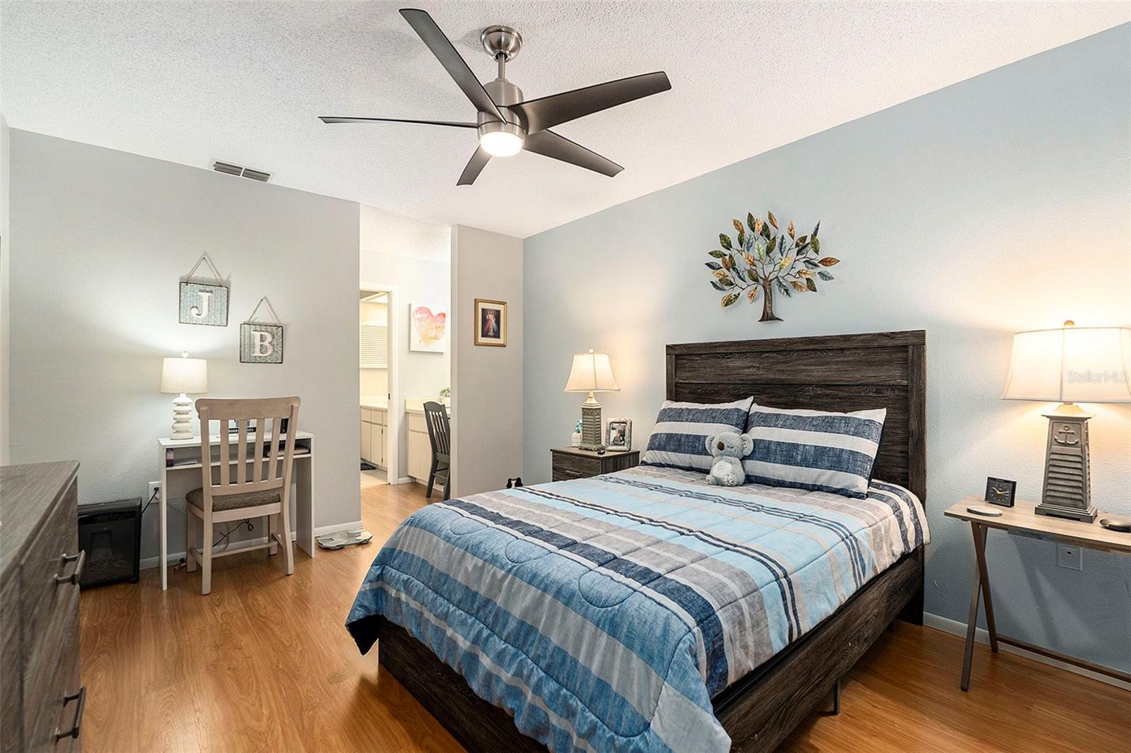 WEDGWOOD VILLAGE CONDOMINIUMS - Residential