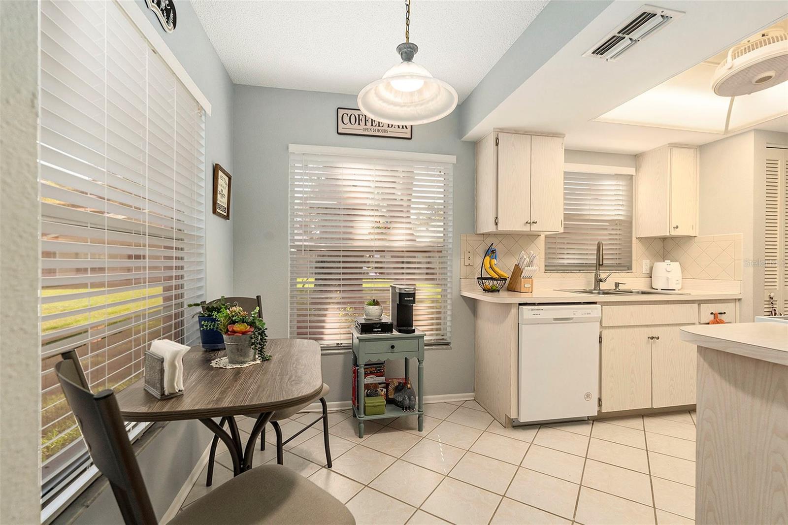 WEDGWOOD VILLAGE CONDOMINIUMS - Residential