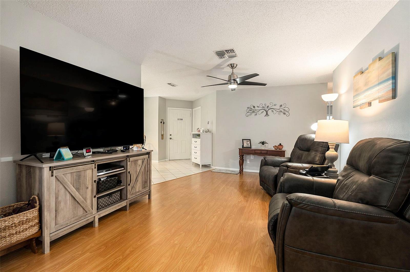 WEDGWOOD VILLAGE CONDOMINIUMS - Residential