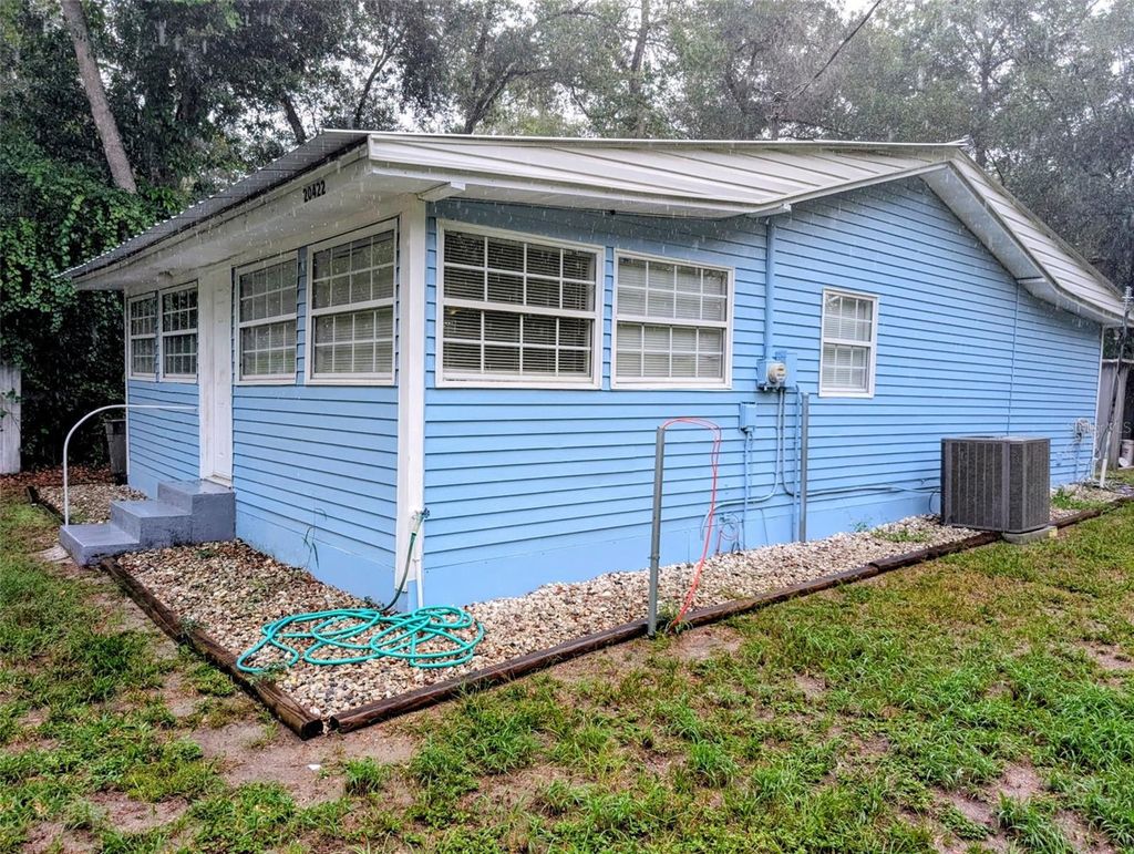 Photo of 20422 Canvas Back Road, Altoona, FL 32702 (MLS # R4910031)