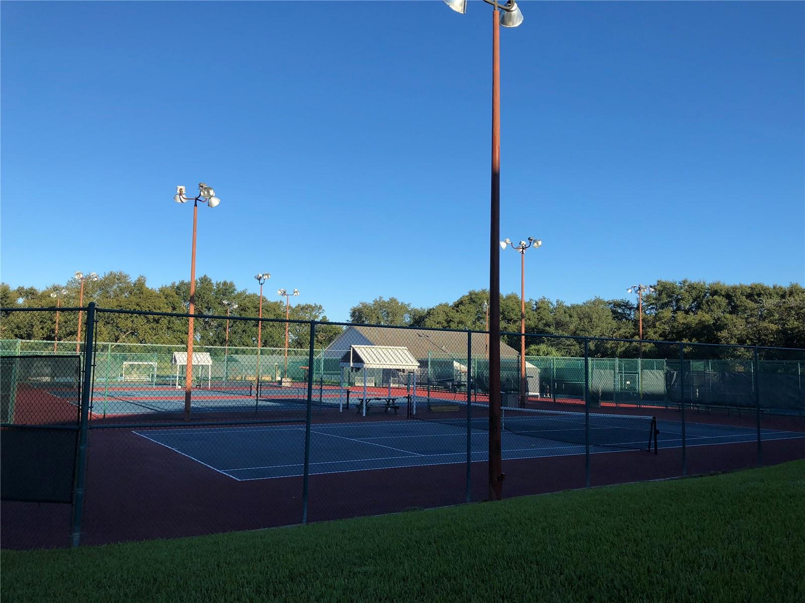 PLANTATION AT LEESBURG LONG MEADOW VILLAGE - Residential